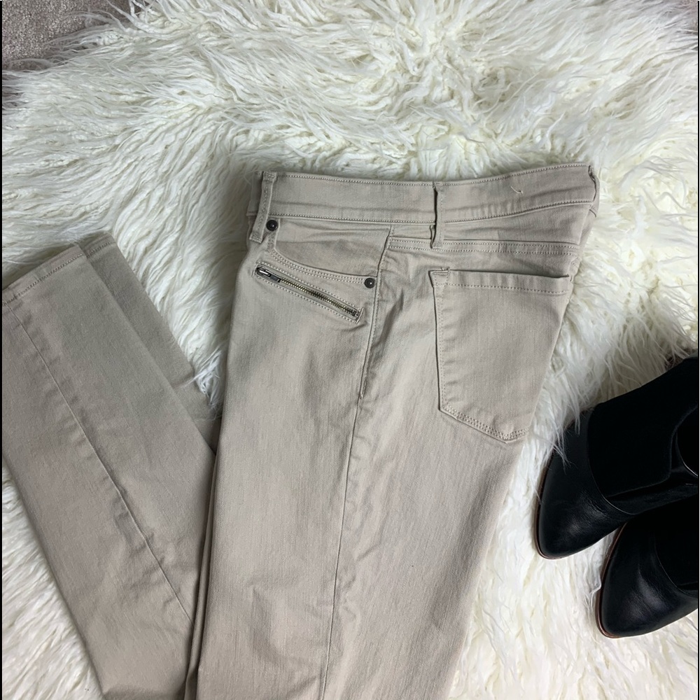 Ann Taylor loft skinny jeans sz 4 tan